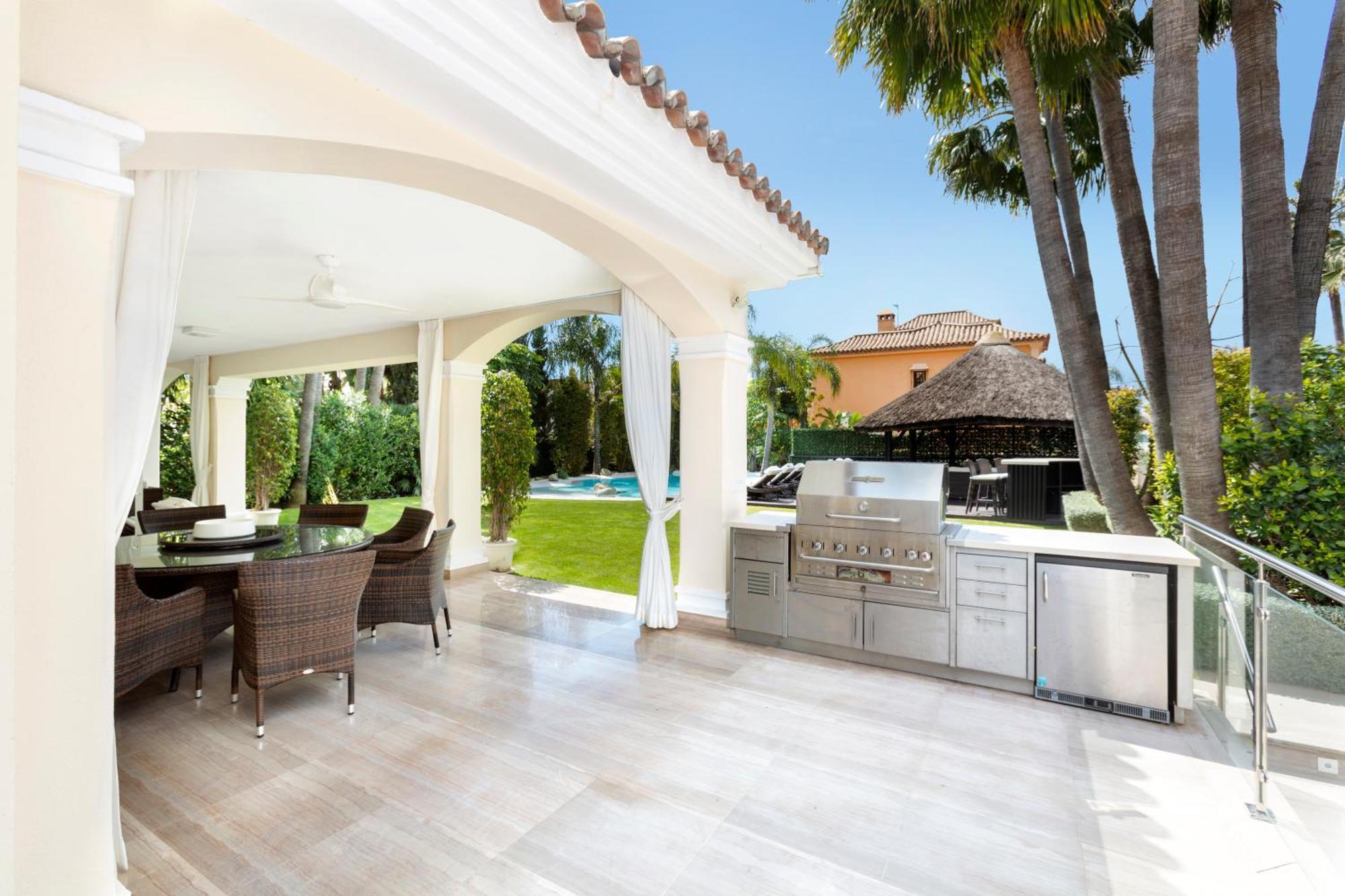 Villa Molineros - 8 Bedroom