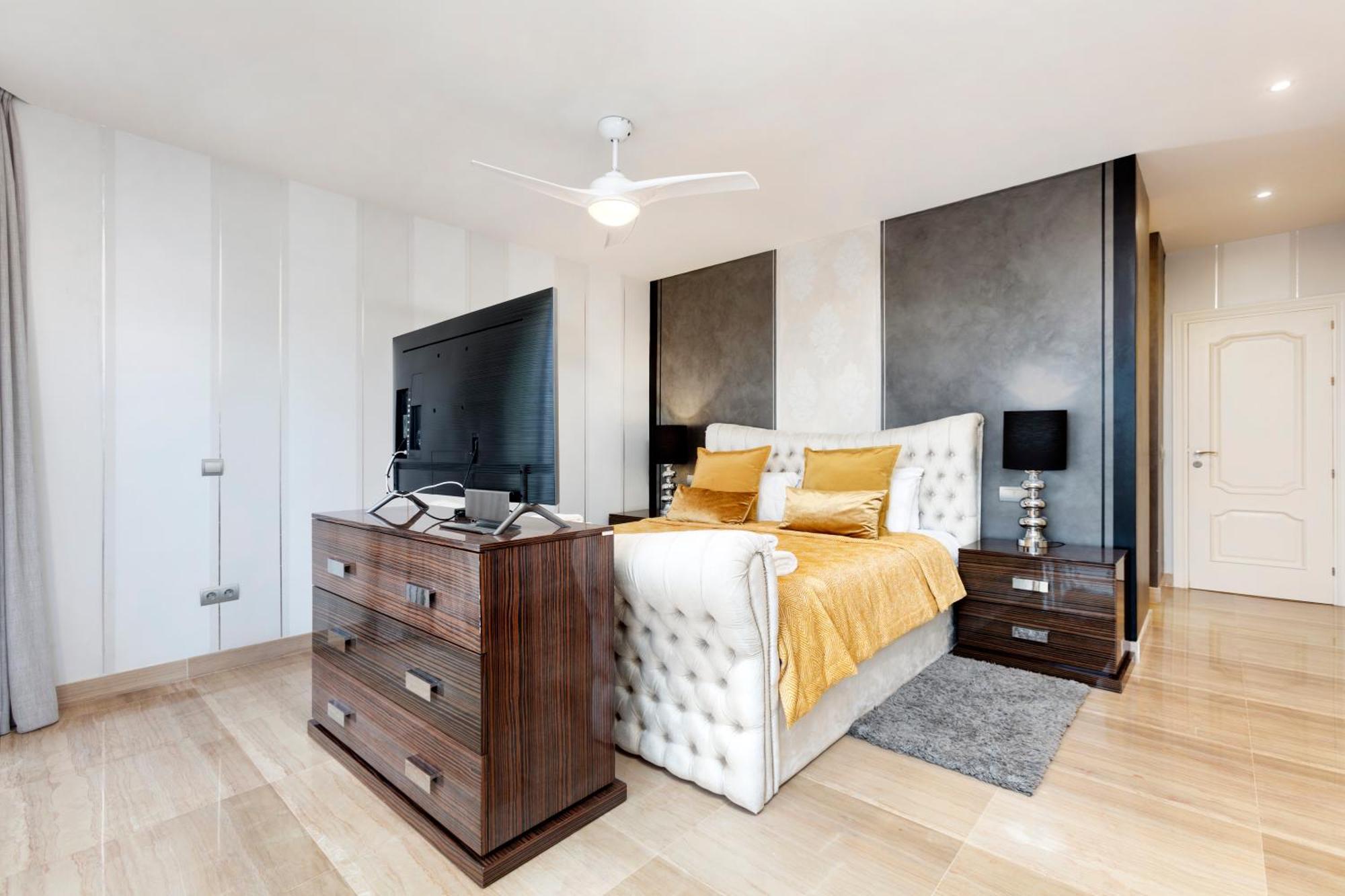 Molineros - 8 Bedroom