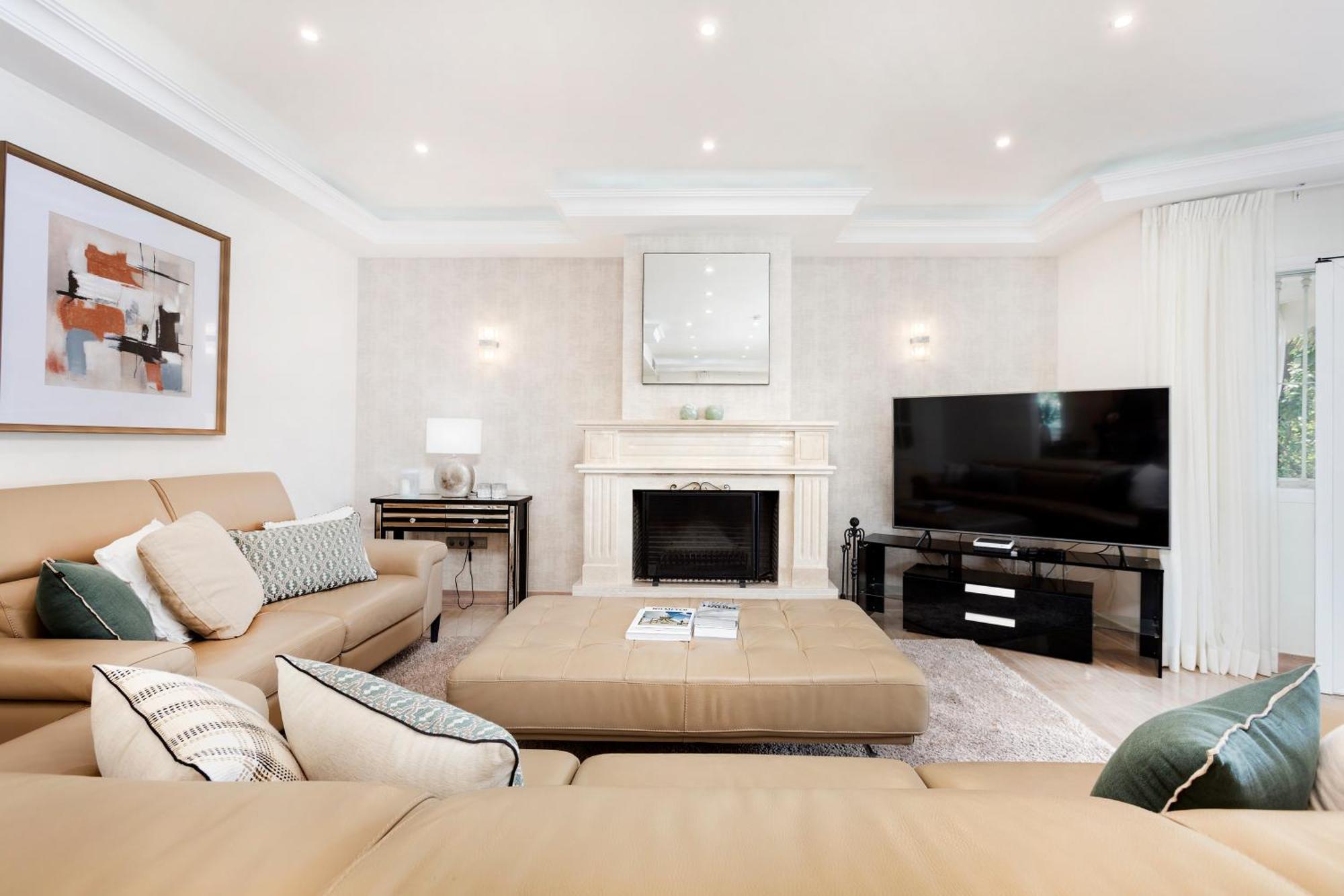 Molineros - 8 Bedroom Villa Marbella